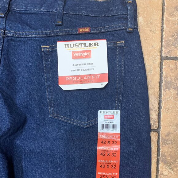 NWT Wrangler Jeans 42x32 - Picture 3 of 3